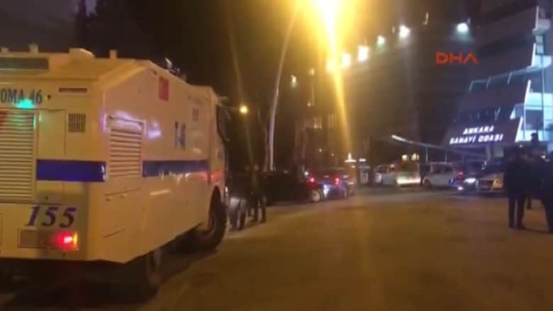 مشاهد أولية بعد إطلاق النار على السفير الروسي في أنقرة