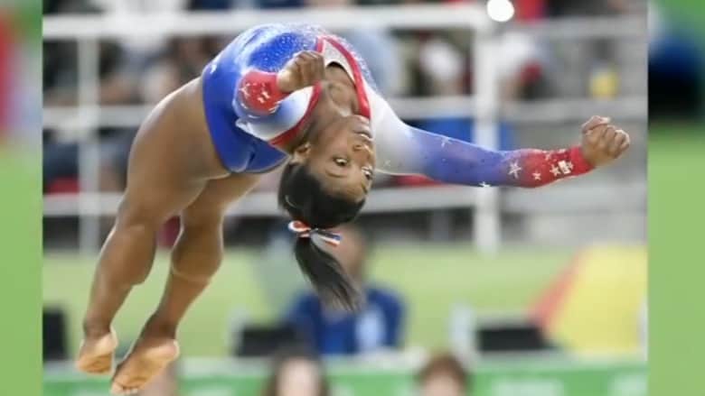 صاحبة الميداليات الأولمبية الذهبية في الجمباز كانت تخجل من جسدها