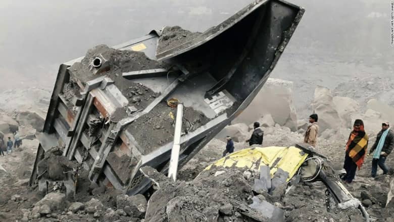 مقتل 7 بانهيار منجم للفحم ومحاصرة العشرات بالهند