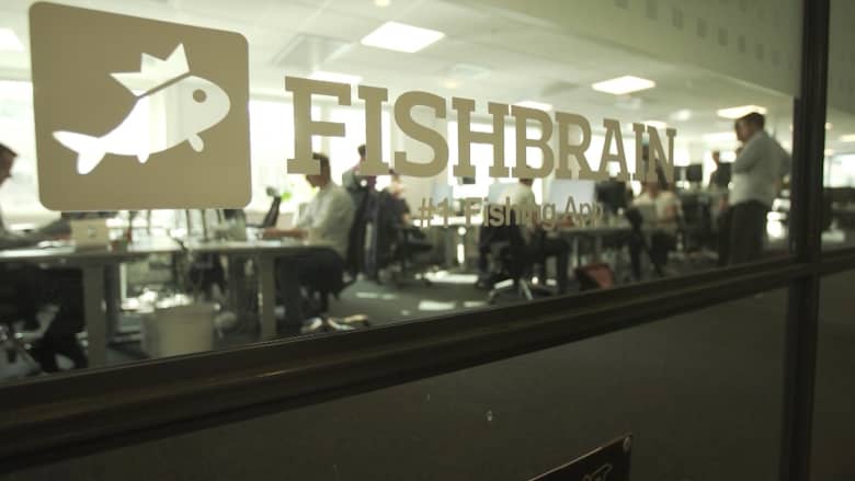 تطبيق لصيد الأسماك ينافس أكبر شركات التكنولوجيا بالعالم!