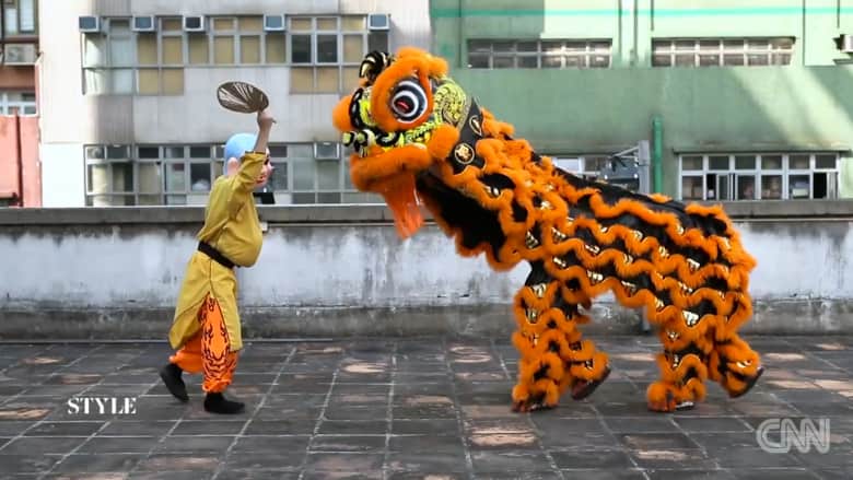 شاهد هذه الرقصة الصينية المخصصة لجلب الحظ السعيد