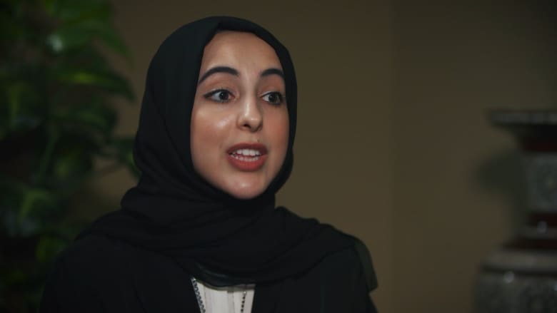 أصغر وزيرة بالعالم لـCNN: ما تفعله الإمارات قابل للتكرار بالمنطقة