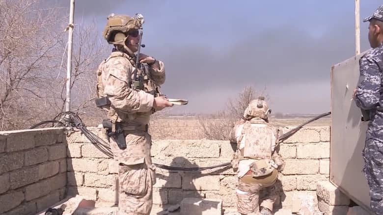 شاهد.. جنود أمريكيون على الخطوط الأمامية في معركة الموصل