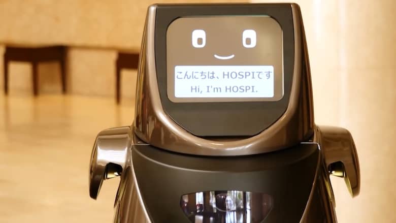 لماذا يتجول هذا الروبوت في ردهة الاستقبال بفندق ياباني؟