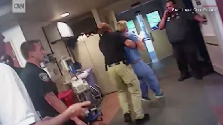 فيديو صادم يظهر لحظة اعتقال الشرطة ممرضة داخل مستشفى