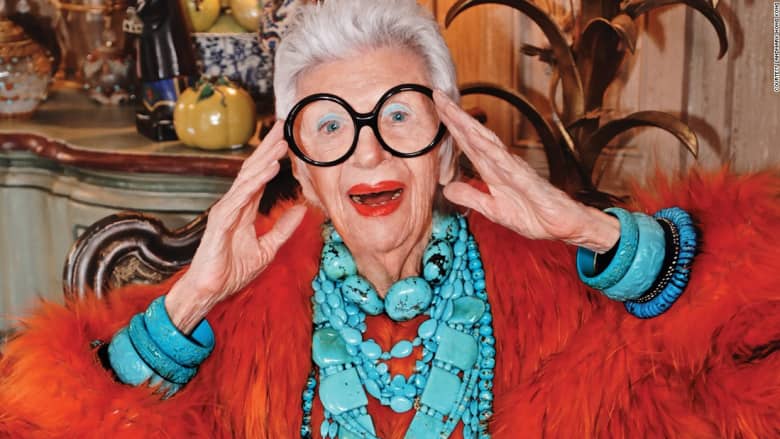 عمرها 96 عاماً..ولكنها نجمة الموضة