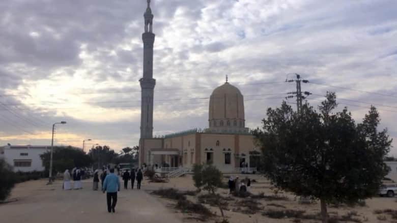 شهود عيان يصفون “مذبحة المسجد” في مصر.. هل تغيرت أهداف الإرهابيين؟