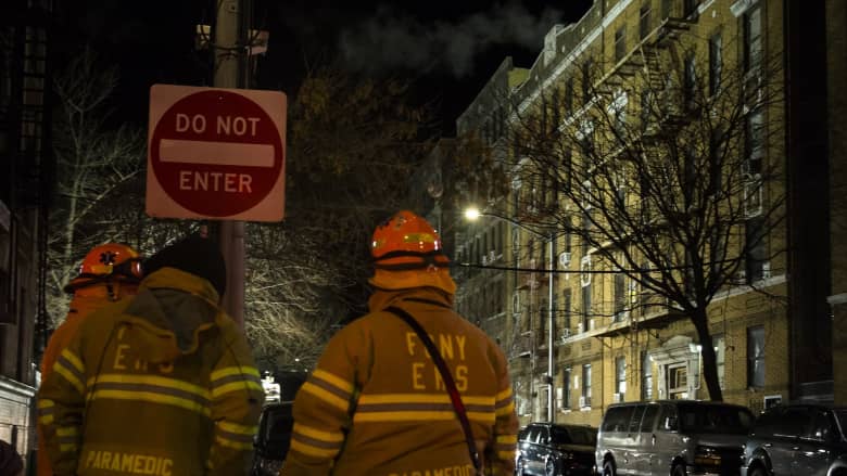 حريق ضخم يسلب أرواح سكان حي في نيويورك