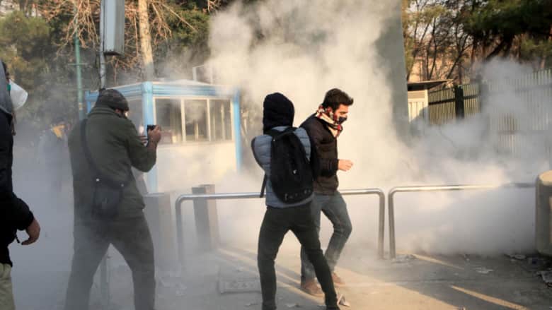 شاهد في دقيقتين.. ماذا حدث في أسبوع من الاحتجاجات بإيران؟