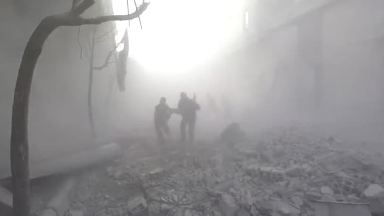 المرصد: مقتل 27 سورياً في غارات على الغوطة الشرقية