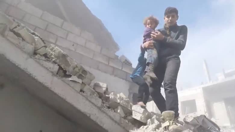 مقتل أكثر من 100 مدني بـ24 ساعة في قصف نظام الأسد