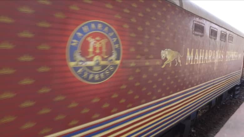 تعالوا معنا في رحلة بالهند داخل أفخم قطار في العالم