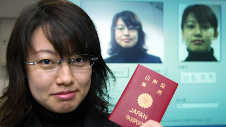 تعرّف إلى أفضل 10 جوازات سفر ضمن مؤشر قيود التأشيرات.