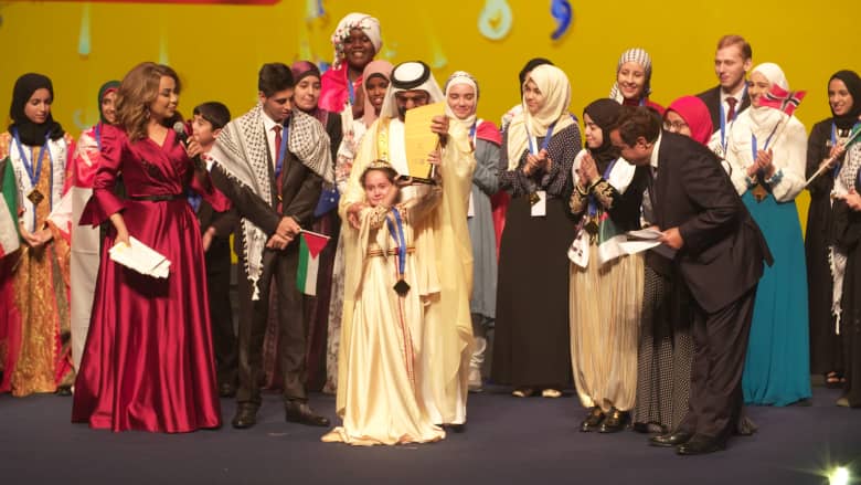 المغربية مريم أمجون تفوز بتحدي القراءة العربي