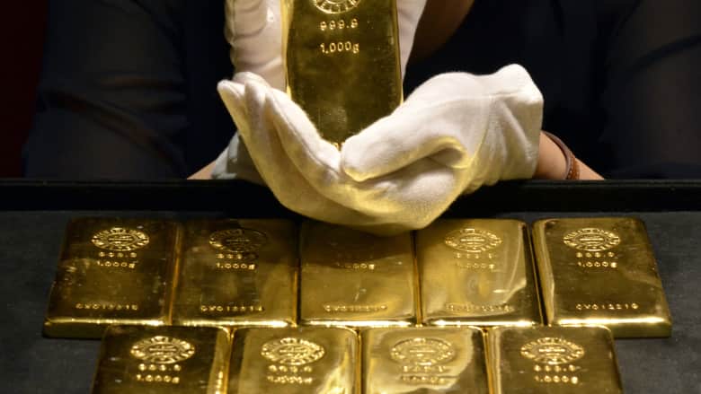 ما هي العوامل التي تؤثر على سعر الذهب؟