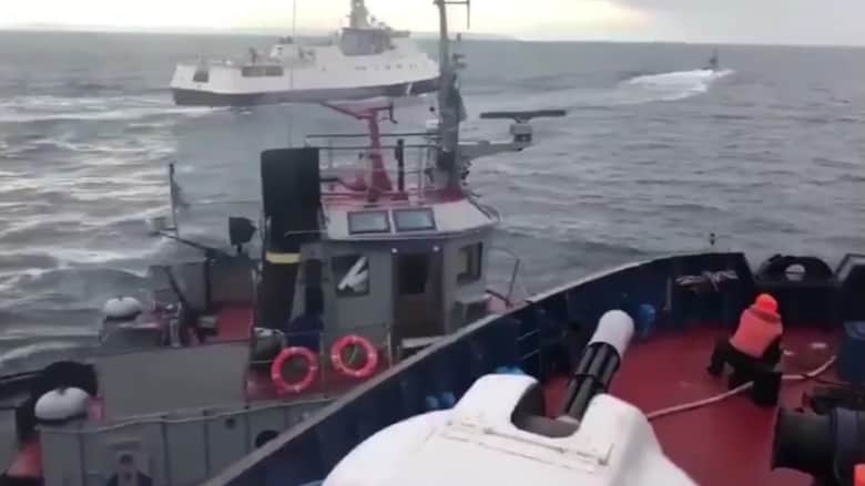 أوكرانيا تنشر فيديو للحظة اصطدام سفينتها بزورق روسية