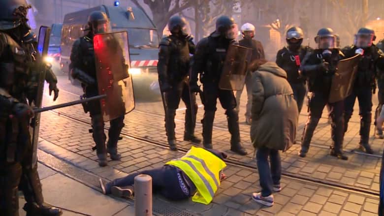 وزير الداخلية الفرنسية عن الاحتجاجات: الوضع تحت السيطرة