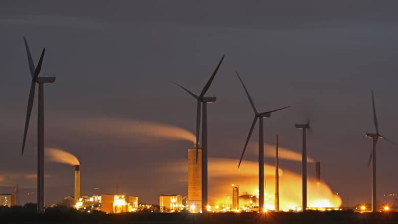 السعودية تعلن انطلاق مشروع أول محطة لطاقة الرياح