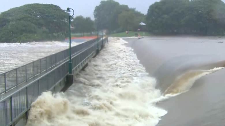 فيضانات شديدة في أستراليا والسلطات تطالب السكان بإخلاء منازل