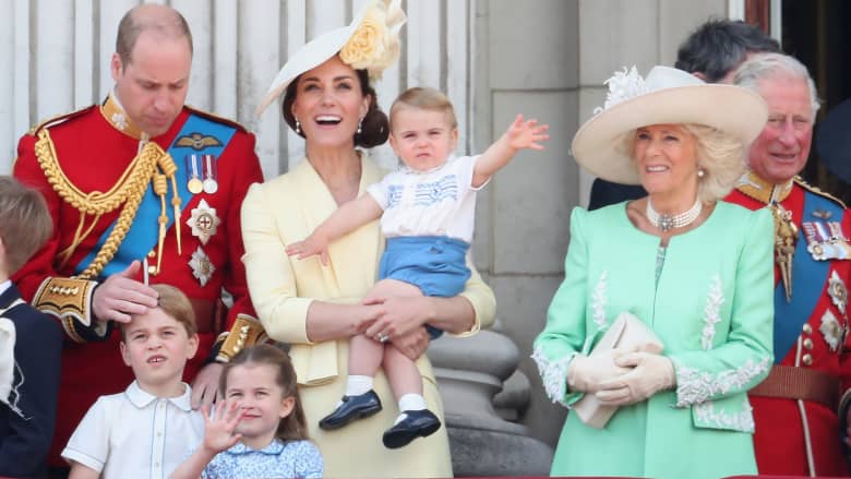 شاهدوا احتفال العائلة الملكية بعيد ميلاد الملكة إليزابيث