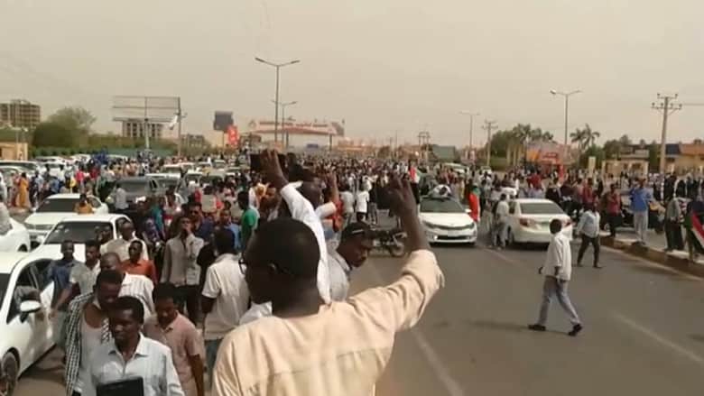 أكبر مظاهرة في السودان منذ حملة القمع في يونيو