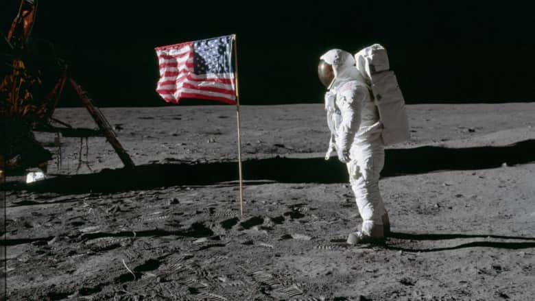 شاهد هبوط أول إنسان على القمر كما شاهده العالم قبل 50 عاماً
