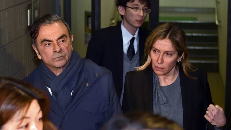 زوجة كارلوس غصن تطالب الرئيس الفرنسي ماكرون بمساعدة زوجها