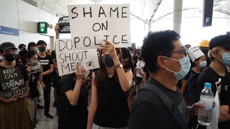 كيف أثرت احتجاجات هونغ كونغ على ذوي الدخل المنخفض فيها؟