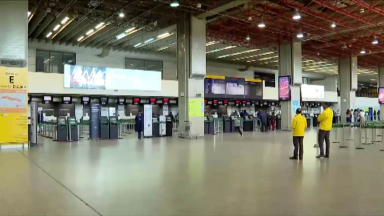 هكذا يبدو مطار غوارولوس في البرازيل بعد إعلان ترامب لقيود السفر