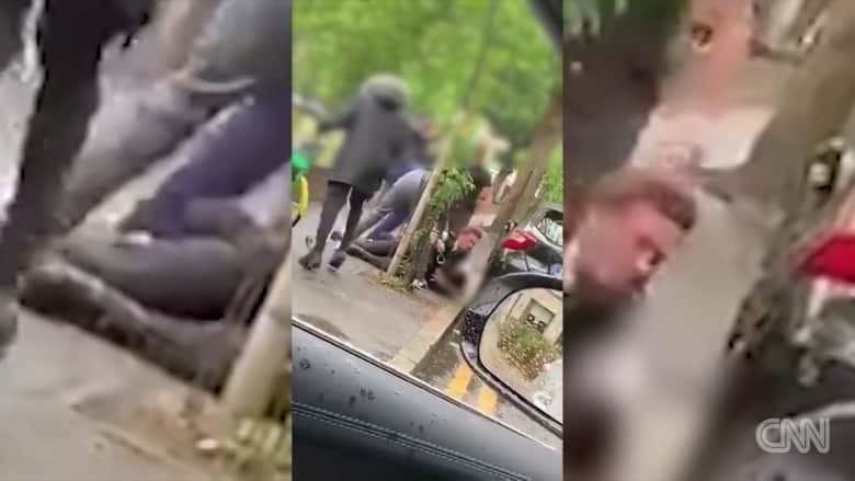 فيديو يظهر اعتداء على ضابطي شرطة في لندن