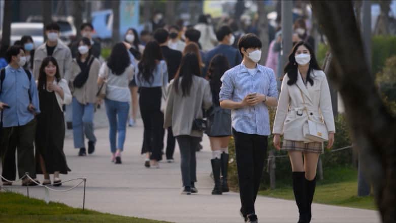 كوريا الجنوبية: نعتقد أننا نمر بموجة ثانية من فيروس كورونا
