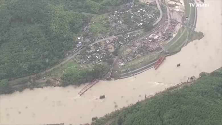 مصرع 18 شخصًا بسبب الأمطار الغزيرة والفيضانات في اليابان