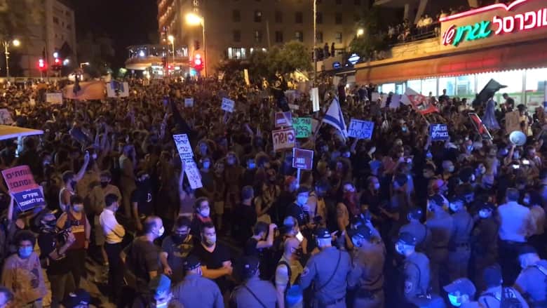 احتجاجات في القدس ضد سياسة نتنياهو والشرطة الإسرائيلية تتصدى للمتظاهرين