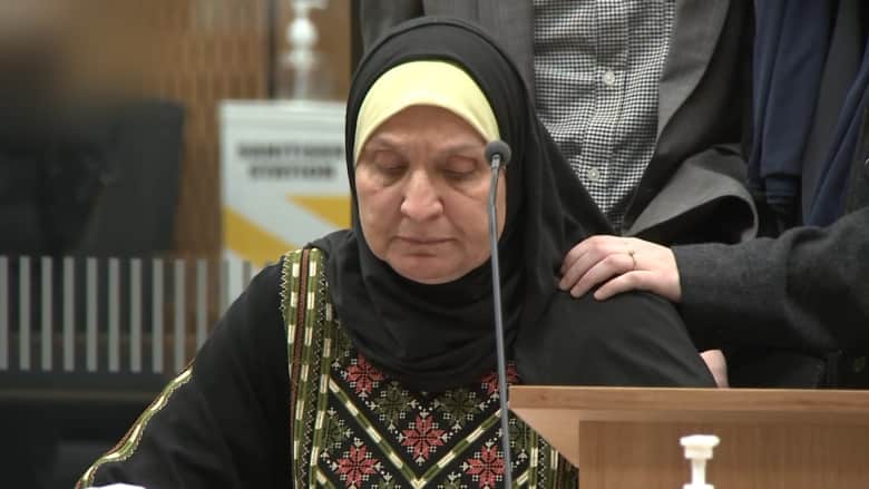 والدة أحد ضحايا هجوم مسجدي نيوزيلندا للجاني: العالم لن يغفر لك جريمتك