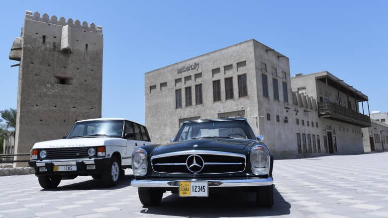 لوحات أرقام جديدة لسيارات دبي الكلاسيكية وهذه شروط الحصول عليها