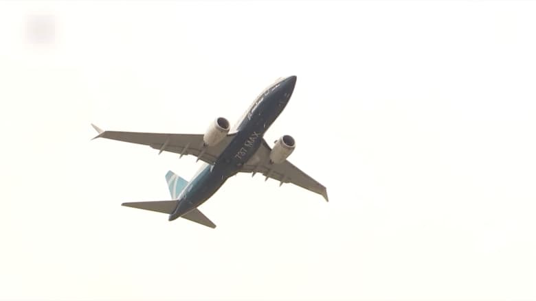 طائرات بوينغ 737 ماكس تعود إلى الجو بعد حوادث مميتة