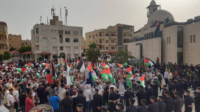 الأردن.. تظاهرات قرب الحدود مع إسرائيل وأخرى بنطاق سفارتها في عمّان
