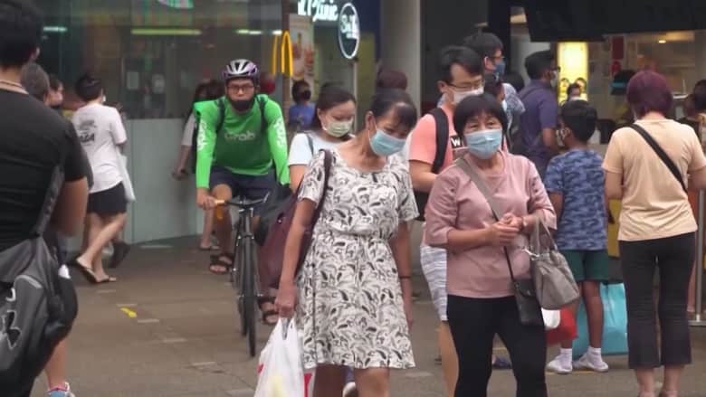 سنغافورة تحدد خارطة طريق للتعايش مع فيروس كورونا
