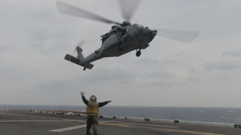 البحرية الأمريكية تعلن أسماء 5 جنود لقوا مصرعهم إثر حادث تحطم مروحية