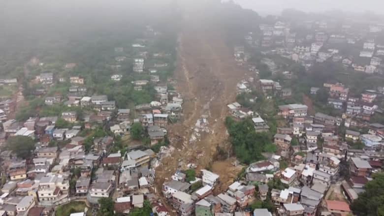 شاهد من السماء الدمار الهائل الذي لحق بالبرازيل بعد انهيارات أرضية مميتة