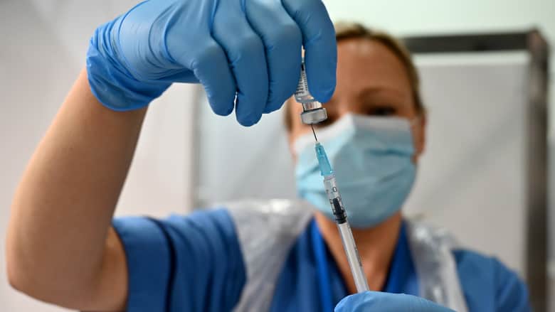 حبة علاج للأطفال والحاجة لجرعة رابعة من اللقاح.. هذه آخر أخبار فيروس كورونا