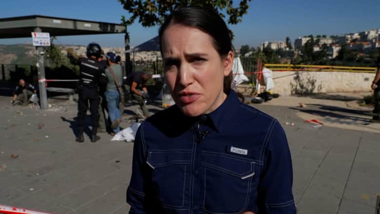 شاهد مراسلة CNN تغطي ما حدث في موقع انفجار القدس