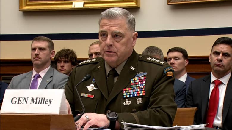 جنرال أمريكي بارز يكشف تعرض روسيا لـ"الضرب" في معارك باخموت ويؤكد: تفشل بتحقيق أهدافها