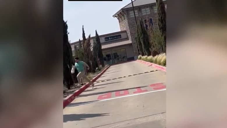 فيديو يظهر لحظة إطلاق مسلح النار في مركز تجاري بولاية تكساس