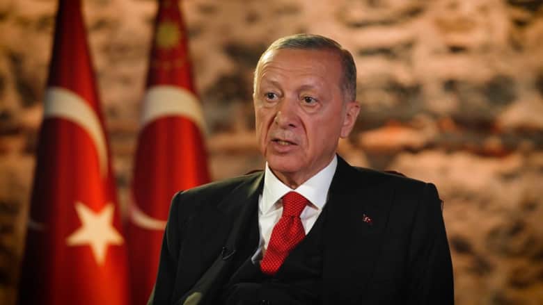 أردوغان يكشف لـCNN خطته بشأن اللاجئين السوريين.. ماذا قال؟