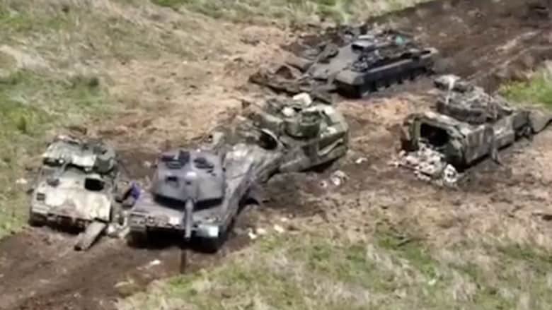 دمرتها روسيا.. فيديو يظهر ما حدث لمعدات عسكرية قدمها الغرب لأوكرانيا