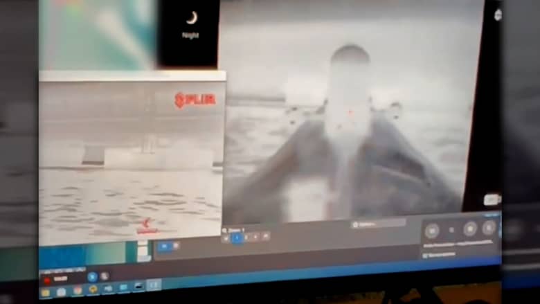 حصريًا على CNN.. شاهد كيف استخدمت أوكرانيا مسيّرات "طفل البحر" التجريبية لمهاجمة جسر روسي