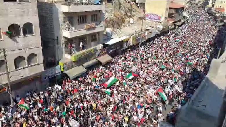 شاهد.. مظاهرة تضامنية مع الفلسطينيين في العاصمة الأردنية عمان