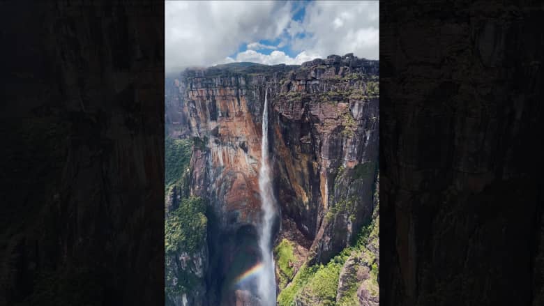 شلالات "أنجل" بفنزويلا.. شاهد إماراتي يُحلّق فوق أطول الشلالات بالعالم
