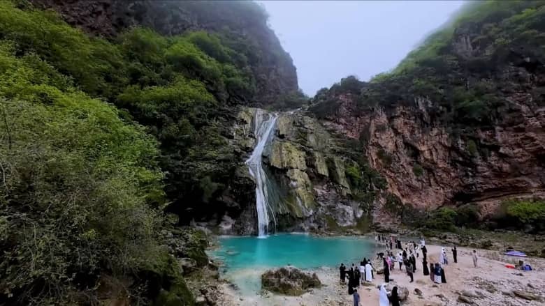 عين كور في سلطنة عُمان